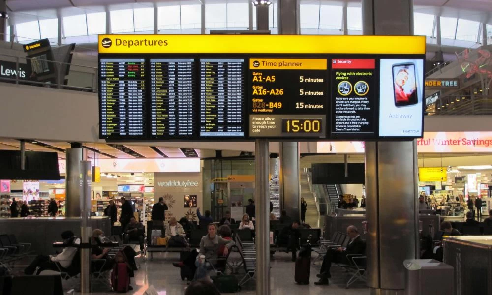 Άνοδο στις αεροπορικές προ-κρατήσεις για Ελλάδα από Βρετανία